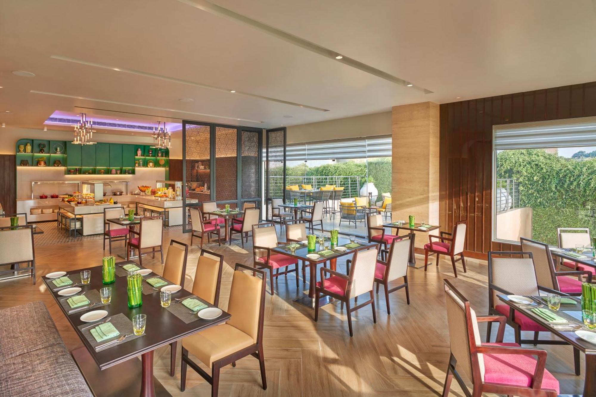 รามาดา บาย วินด์แฮม ชัมมู ซิตี้เซ็นเตอร์ Hotel จามมู ภายนอก รูปภาพ