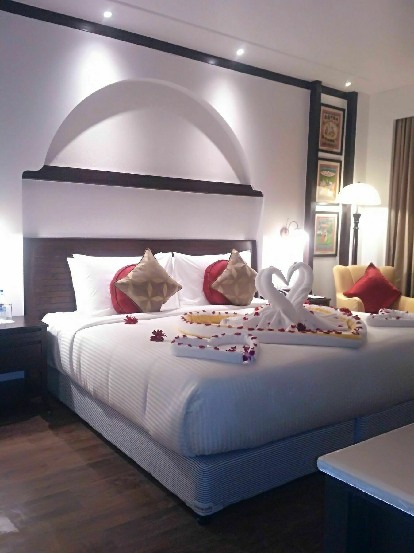 รามาดา บาย วินด์แฮม ชัมมู ซิตี้เซ็นเตอร์ Hotel จามมู ภายนอก รูปภาพ